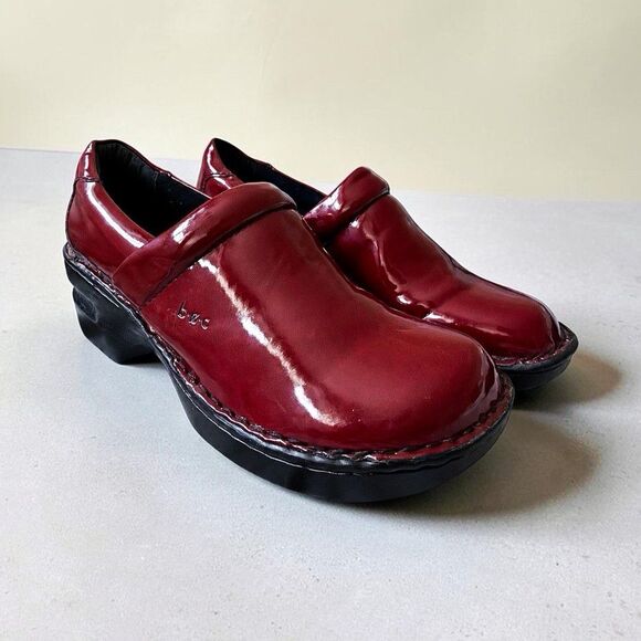 Born Shoes - b.o.c. Born Concept Women’s 7.5 Burgundy Patent Clogs Slip On Block Heel BC1433